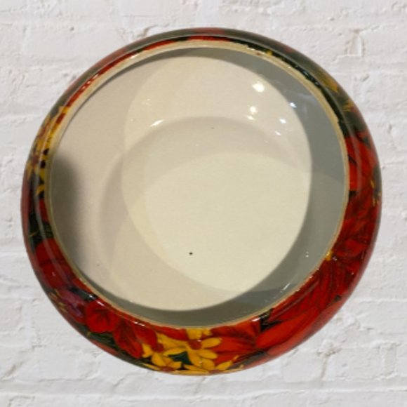 COVERED DISH -- Christmas Bowl/Dish with Poinsettias in Red and Green, Small - Picture 5 of 8